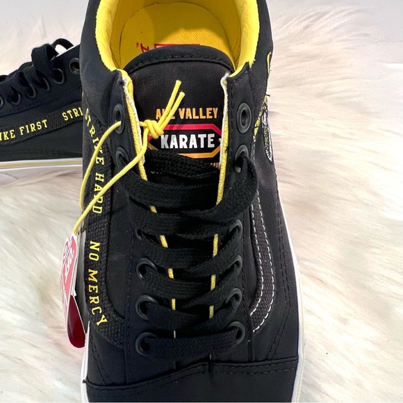 Vans Cobra Kai Low Skate Shoes Sneakers Tennis Shoes Old Skool Men 8  Women 9.5 - Picture 9 of 14